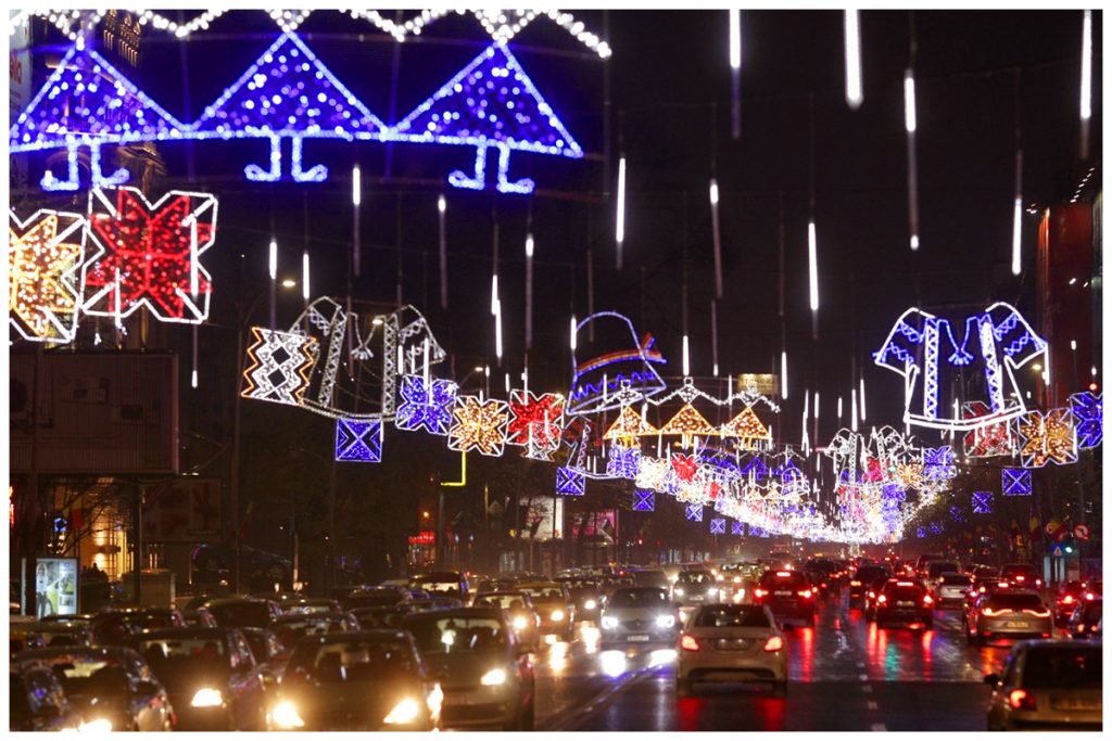 "Cea mai așteptată veste! Data aprinderii luminițelor de Crăciun în București 2023 și suma fabuloasă cheltuită!"