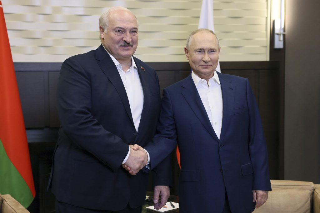 Lukashenko, ca Putin! Vezi ce pedeapsă a primit jurnalistul!