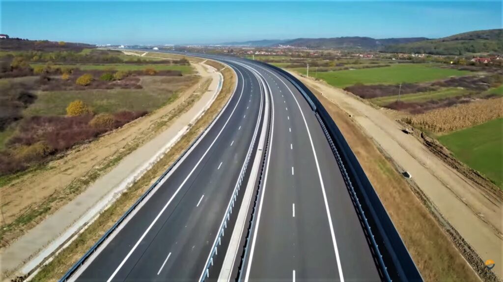 "Uluitor! Autostrada România-Grecia se apropie de finalizare. Relaxare pe plajele elene în câteva ore!"