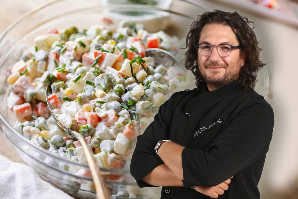 "Descoperă secretul chef Florin Dumitrescu pentru salata de boeuf perfectă! Vezi ce combină cu maioneza și legumele!"