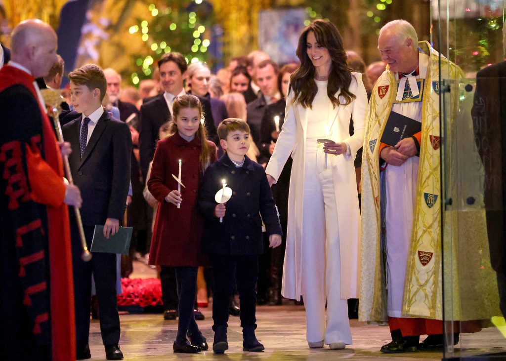"Prințul Louis face o gafă șocantă în public! Vezi cum a reacționat Kate Middleton"